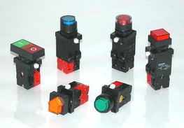 按鈕開關與掛簾的巧妙結合 智能家居的便捷新體驗